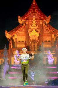 BIB: 102
                            <button type="button" onclick="openModal(22469642)" class="btn btn-primary btn-sm float-right btn-popup" data-toggle="modal" data-target=".modal-high-quality">
                        <i class="fas fa-shopping-cart"></i> Add to Cart
                    </button>
                                            <button type="button" onclick="isThisMe(22469642, true)" class="btn btn-success btn-sm float-right btn-popup btn-isme hidden" data-toggle="tooltip" data-placement="bottom" title="นี่คือรูปของคุณใช่ไหม คลิกที่นี่เพื่อเอาเข้าอัลบั้ม">
                        <i class="fas fa-plus"></i> Add to album
                    </button>
                    <button type="button" onclick="isThisMe(22469642, false)" class="btn btn-warning btn-sm float-right btn-popup btn-isnotme hidden">
                        <i class="fas fa-ban"></i> Remove from album
                    </button>